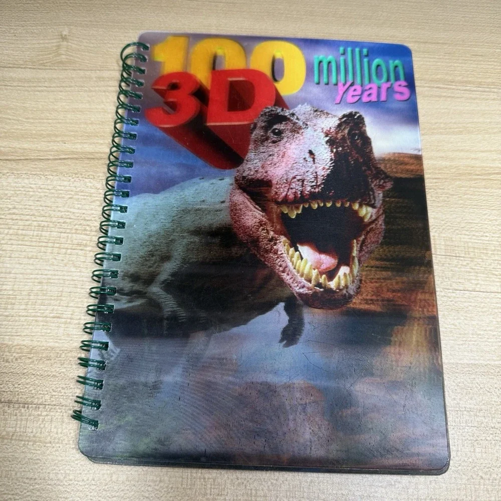 100‎ Million Years 3D Dinosaur Book Lenticular Lens Xtreme Graphics 2005
